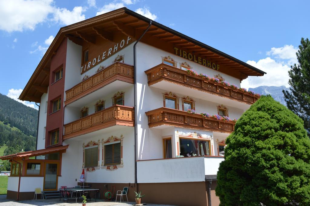 Отель Tirolerhof Лермос Экстерьер фото